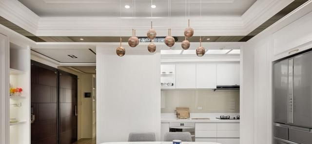 83㎡白领夫妻的家，大理石、石膏线晋升酒店级质感，高级又轻奢 - 家居知识