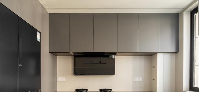 130㎡意式风落地实拍，剥离冗余，质感空间承载高品质生活 - 家居知识