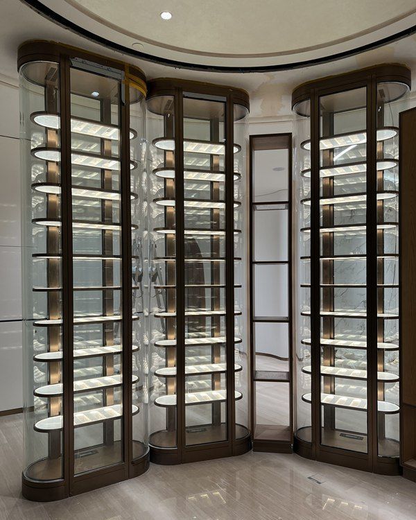 支招口碑好的酒柜定制企业，推荐几家亚克力酒柜定制源头厂家选哪 - 家居知识