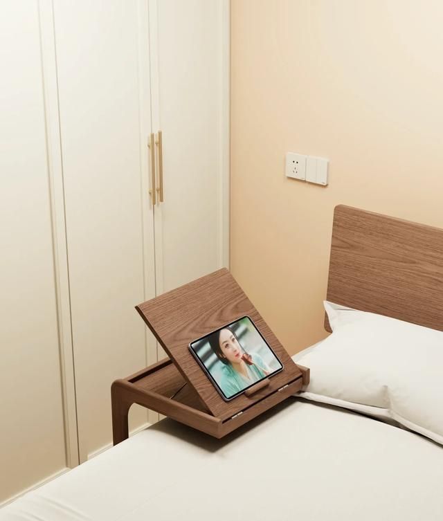 “床头柜”已逐渐退出中国家庭！看看年轻人的新型做法，美观实用 - 家居知识