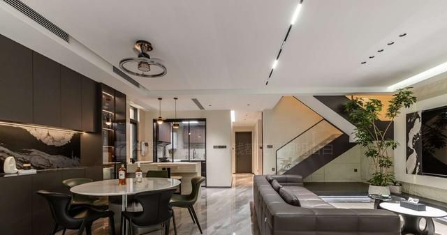 株洲装修设计：226㎡意式风复式楼实景，舒适性与实用性恰到好处 - 家居知识