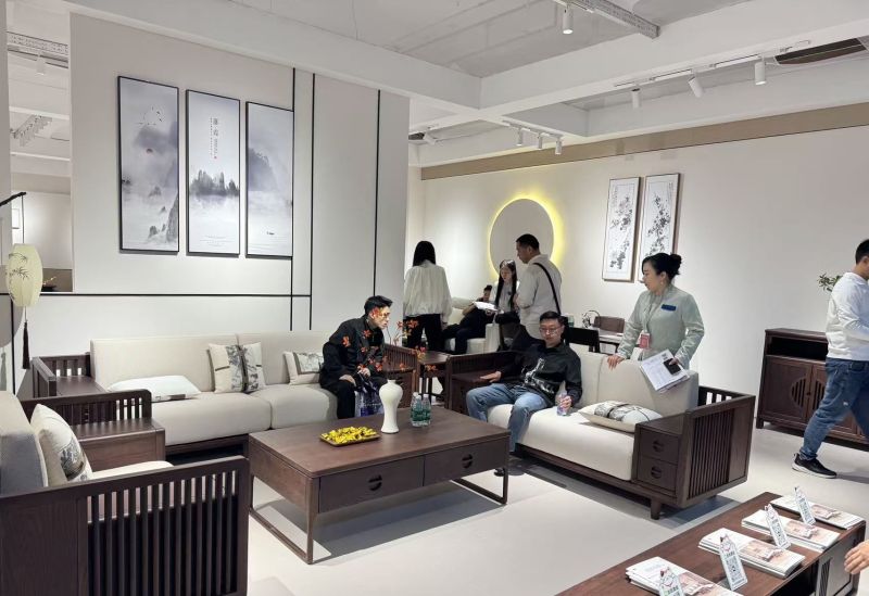 剖析清海名隆家具，定制价格贵不贵，鞋柜体验和未来规划 - 家居知识