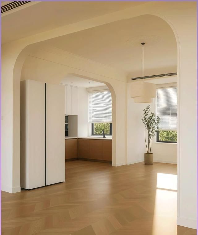 装修还在纠结风格？这套“极简法式+高级原木”美到邻居都拍照！ - 家居知识