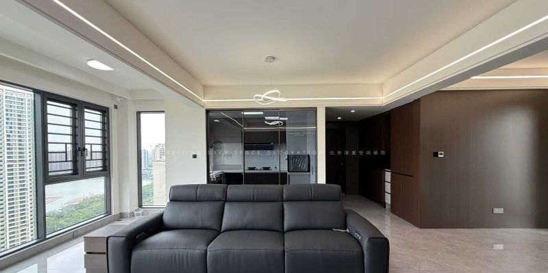 沉稳高级感拉满！钦州云溪海棠 现代意式极简大平层装修公司实景 - 家居知识