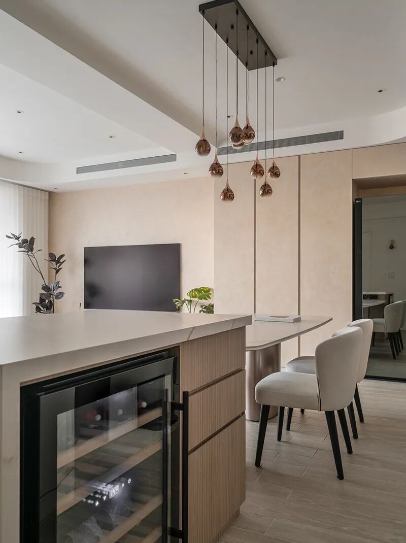 99㎡，柔弧漫光，把轻奢与温柔藏进日常！ - 家居知识