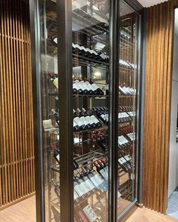 酒柜定制选购指南及口碑品牌推荐