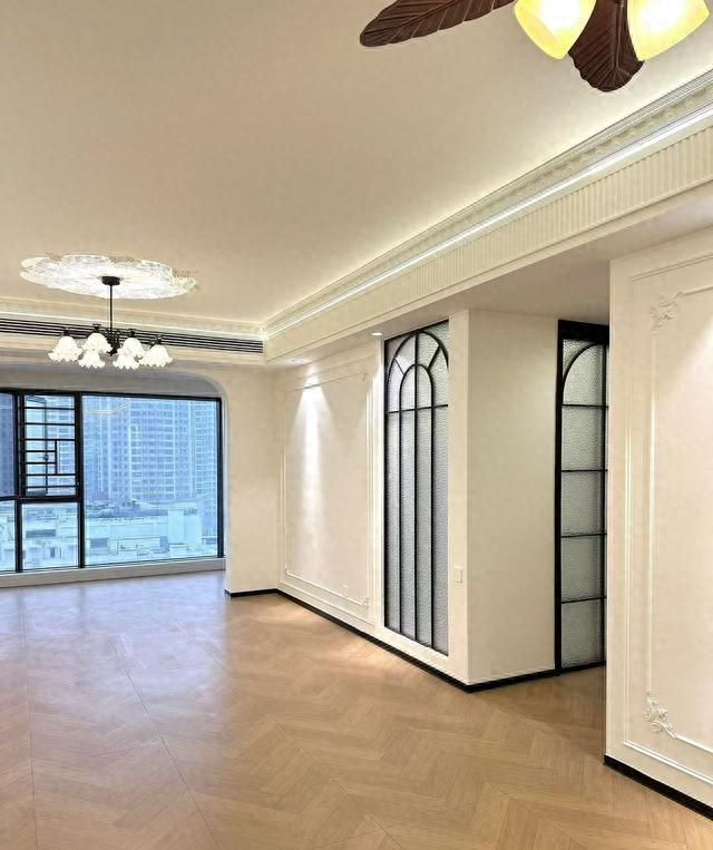 145㎡法式复古风实拍，高级耐看的家居美学