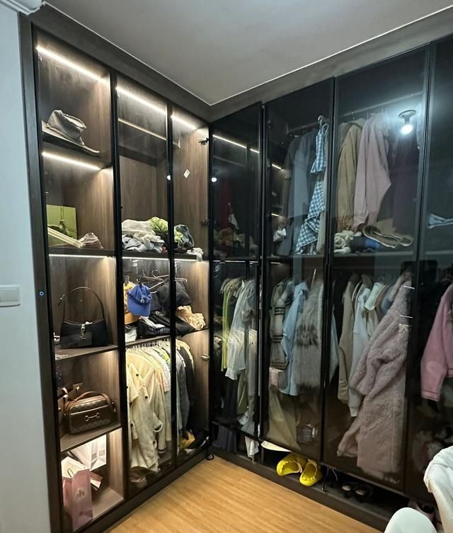 木工酒后吐真言:这些业主人傻钱多,定制衣柜被坑了都不知道 - 今日头条 木工酒后吐真言:这些业主人傻钱多,定制衣柜被坑了都不知道 - 家居知识