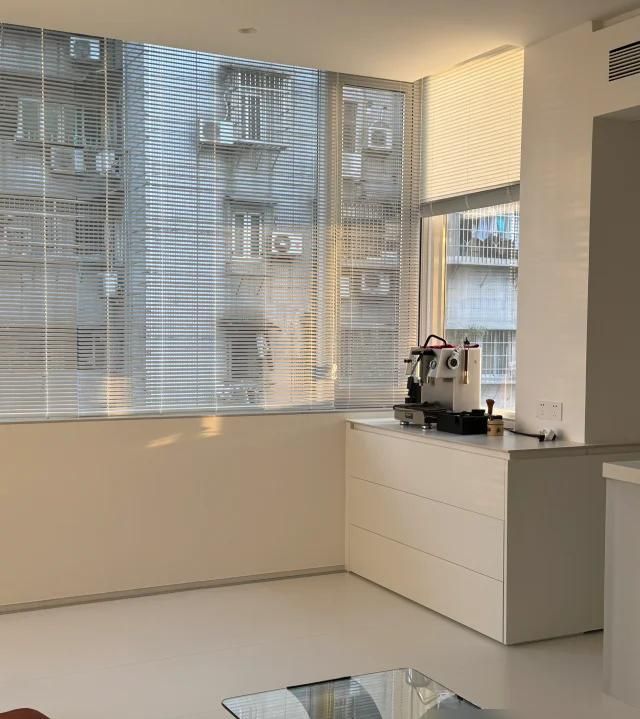 被广东姑娘极简风家惊呆了，因全屋“家徒四壁”而走红，太干净了 - 家居知识